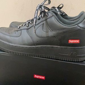 Black Supreme Airforce 1s w box